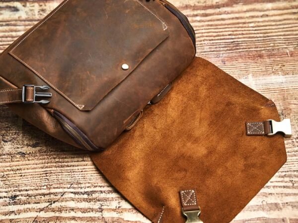 Vintage Leather Laptop Messenger Bag 9 Vintage Leather Laptop Messenger Bag - Image 9