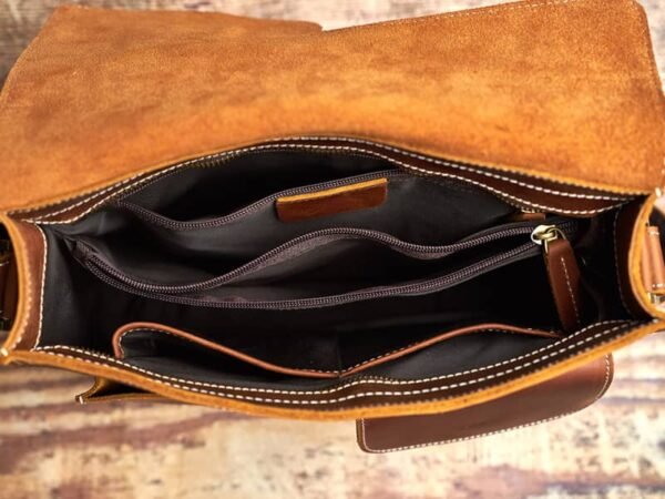 Handmade Leather Messenger Bag |Men's Leather Bags Supplier 18 Handmade Leather Messenger Bag |Men's Leather Bags Supplier - Image 18