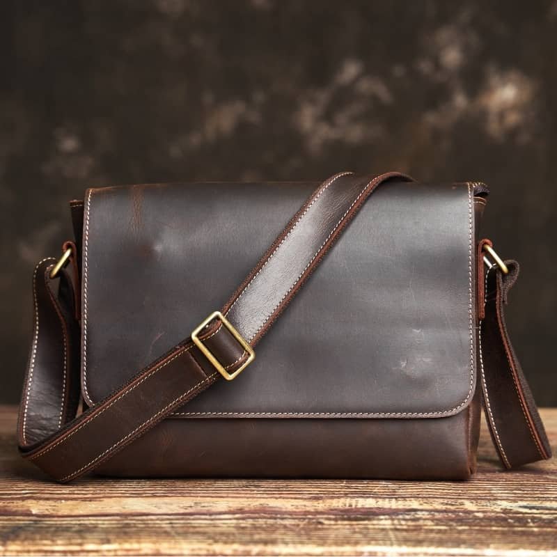 Vintage Leather Messenger Bag | Handmade Leather Shoulder Bag 3 Vintage Leather Messenger Bag | Handmade Leather Shoulder Bag - Image 3