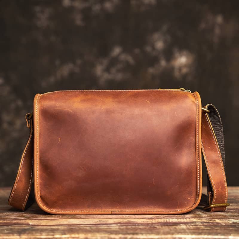 Handmade Leather Messenger Bag | Leather Shoulder Bag 4 Handmade Leather Messenger Bag | Leather Shoulder Bag - Image 4