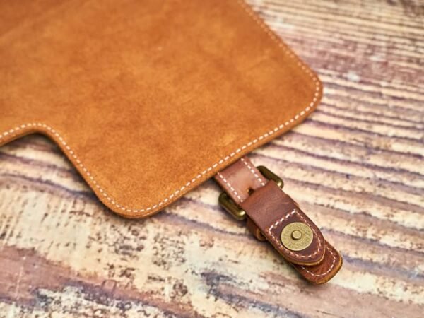 Handmade Leather Messenger Bag |Men's Leather Bags Supplier 15 Handmade Leather Messenger Bag |Men's Leather Bags Supplier - Image 15