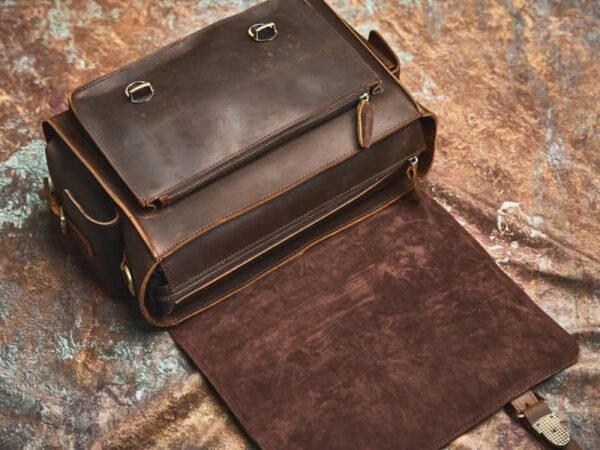 Vintage Leather Camera Bag | Genuine Leather Crossbody Bag 9 Vintage Leather Camera Bag | Genuine Leather Crossbody Bag - Image 9