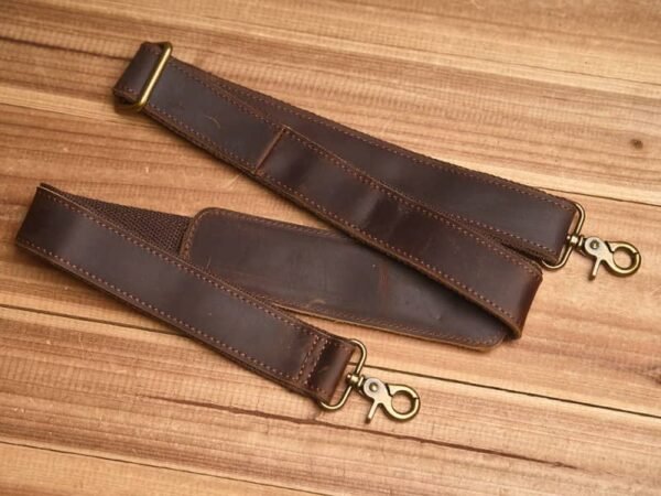 Vintage Leather Weekender Travel Bag Supplier - Image 15