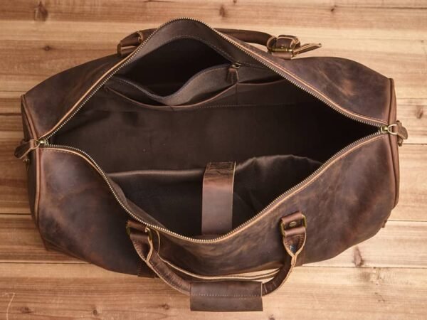 Vintage Leather Weekender Travel Bag Supplier - Image 16