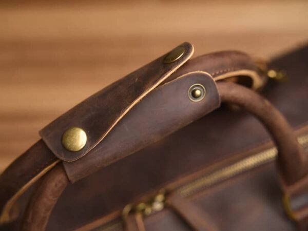 Vintage Leather Weekender Travel Bag Supplier - Image 10