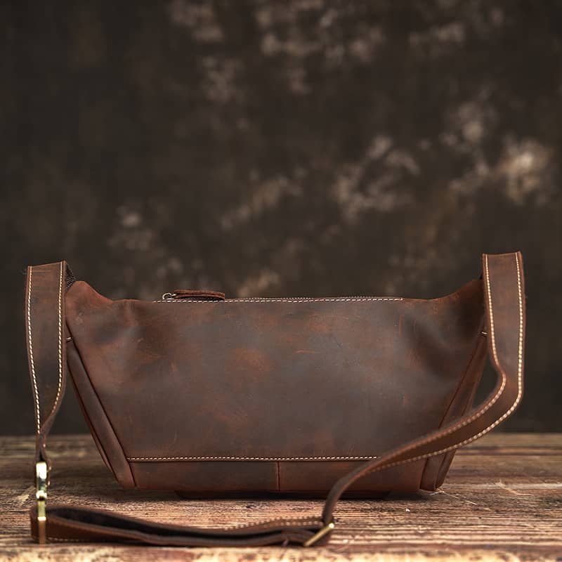 Vintage Leather Chest Bag | Leather Large Fanny Pack Supplier 4 Vintage Leather Chest Bag | Leather Large Fanny Pack Supplier - Image 4