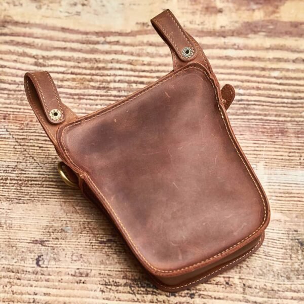 Vintage Large Leather Fanny Pack | Handmade Leather Waist Bag Wholesalers 11 Vintage Large Leather Fanny Pack | Handmade Leather Waist Bag Wholesalers - Image 11