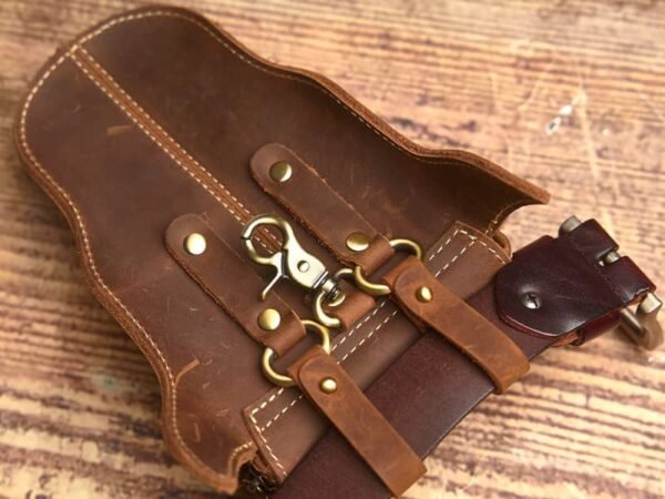 Retro Leather Waist Bag | Leather Fanny Pack Supplier 8 Retro Leather Waist Bag | Leather Fanny Pack Supplier - Image 8