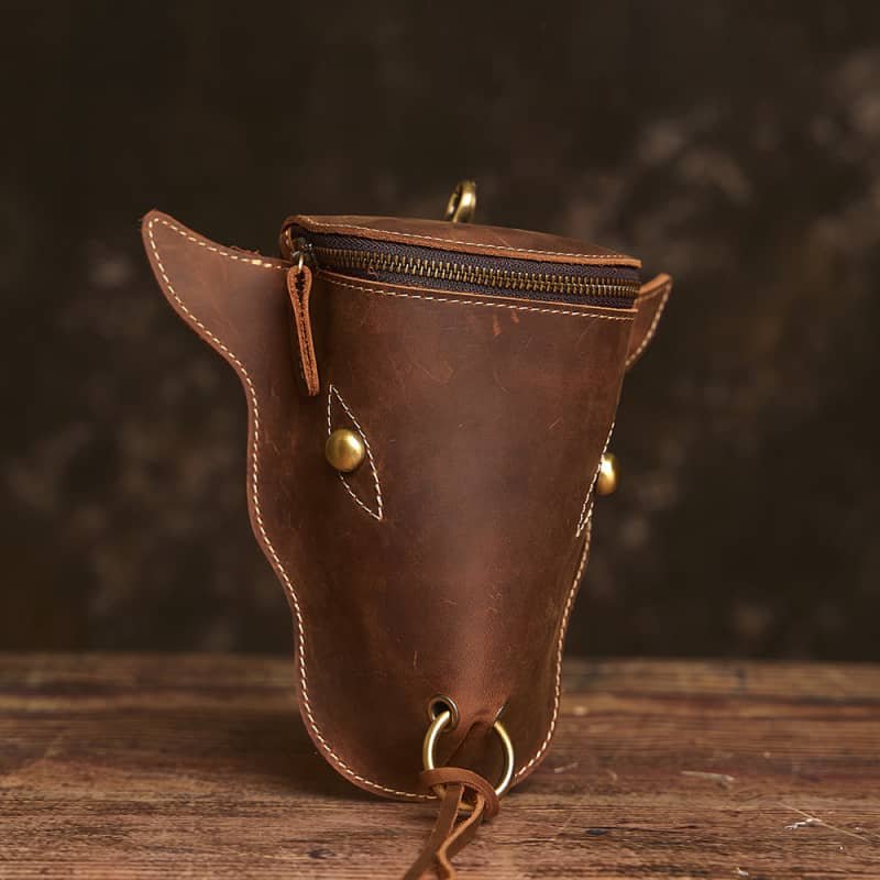 Retro Leather Waist Bag | Leather Fanny Pack Supplier 2 Retro Leather Waist Bag | Leather Fanny Pack Supplier - Image 2